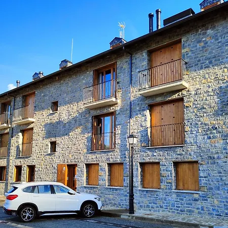 Jardin Araguas * Villanúa