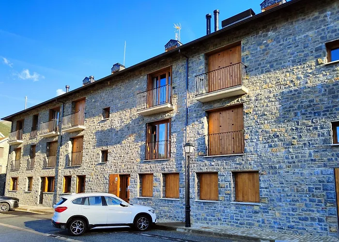 Jardín Araguás * Villanúa